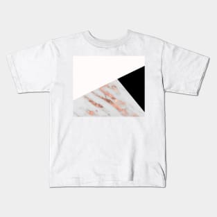 Rosy layers III Kids T-Shirt